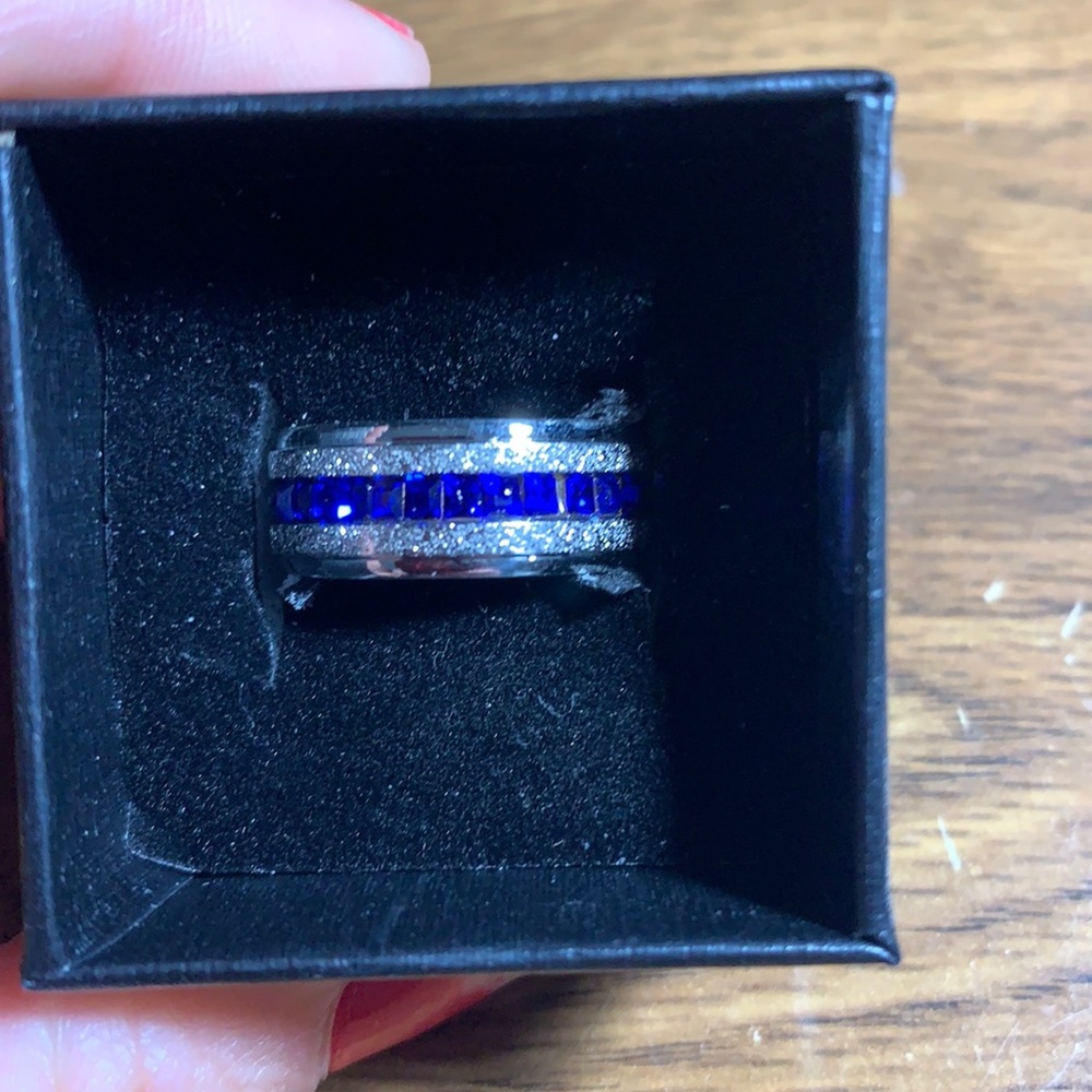 Stainless steel thin blue line ring
